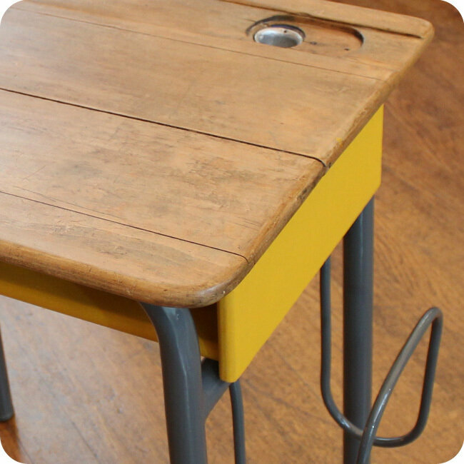 Meubles Vintage Bureaux Tables Ancien Bureau D Ecolier Avec Porte Cartable Fabuleuse Factory