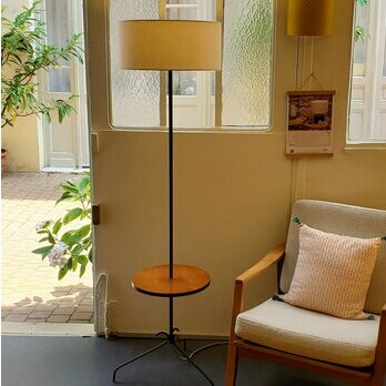 Lampadaire vintage à tablette avec abat-jour D40 cm au choix